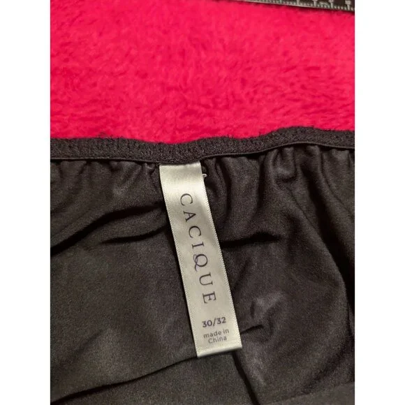 Cacique Black Lace Trim Camisole Tank Top Plus Size 30/32 Adjustable Straps - Picture 3 of 4